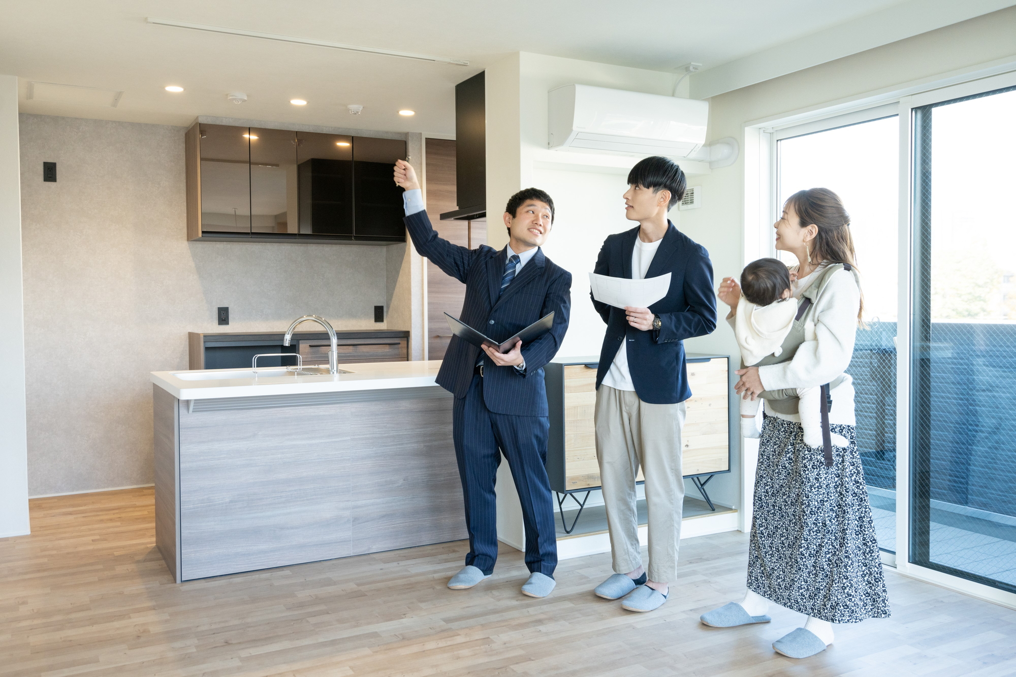 戸建てを購入するなら築年数の確認と内見で耐久性やデザインを確認する